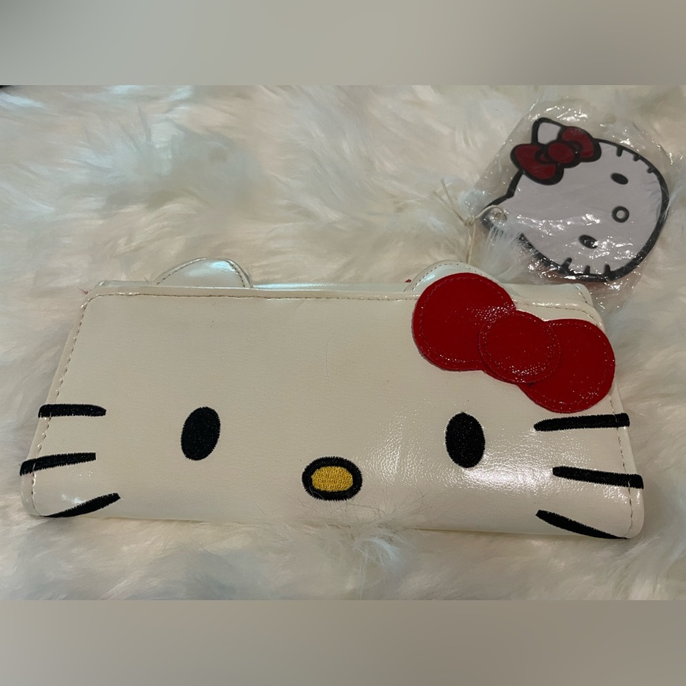 Hello Kitty Wallet